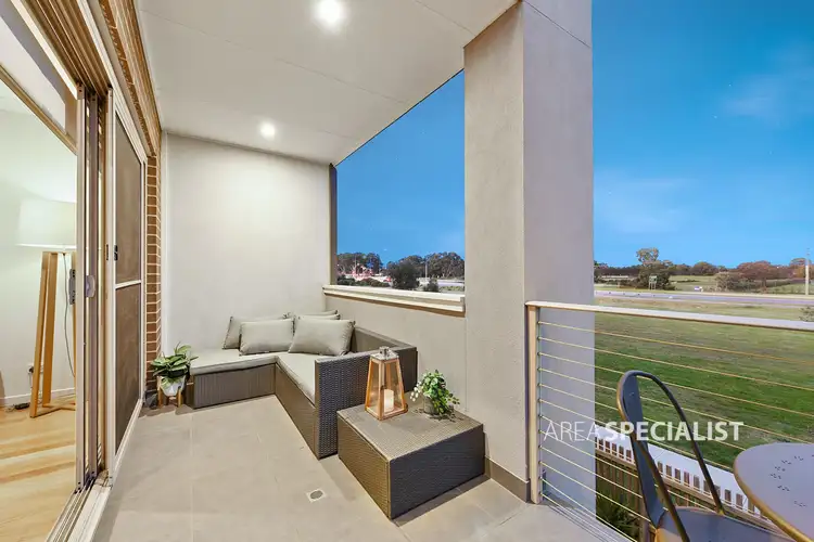 Sixth view of Homely townhouse listing, 18 Barncroft Crescent, Keysborough VIC 3173