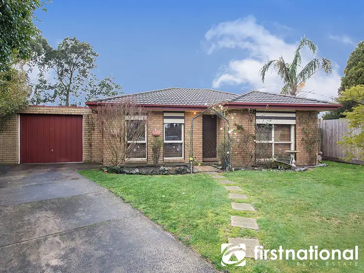 11 Fraser Court, Cranbourne North VIC 3977