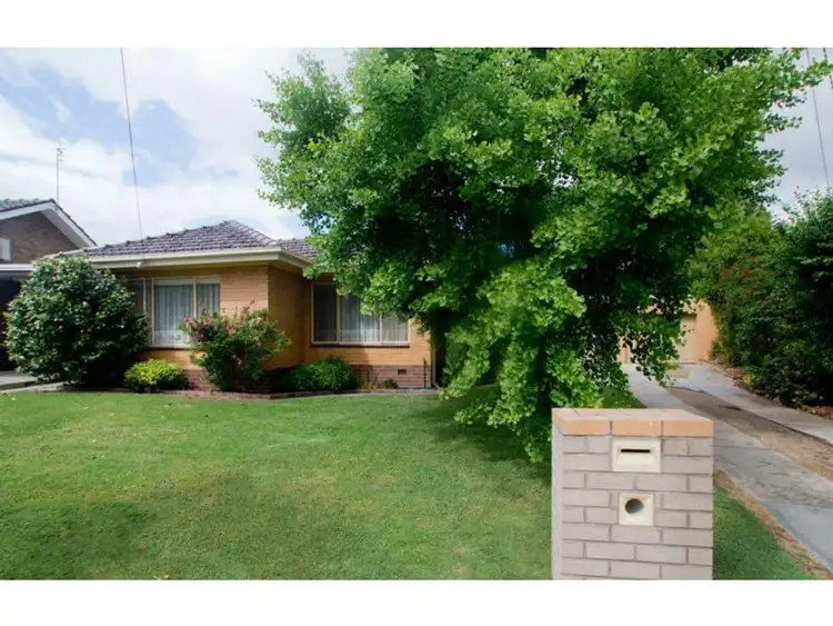 20 Raymond Avenue, Flora Hill VIC 3550