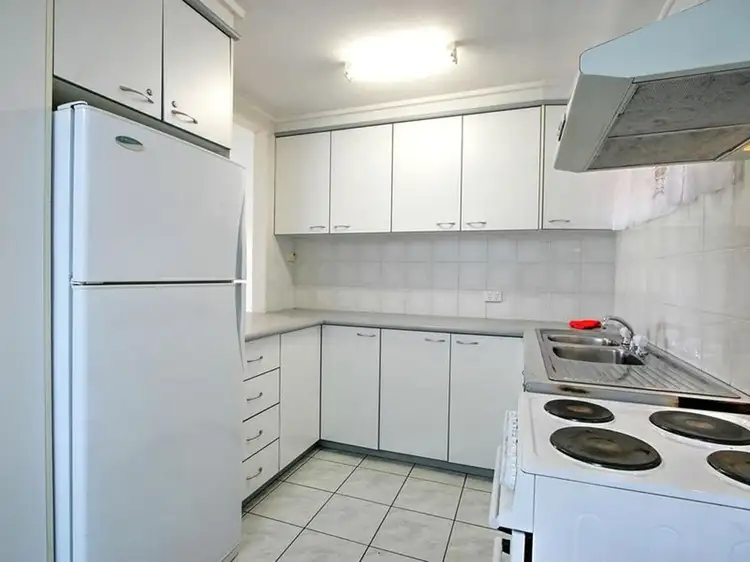 Fifth view of Homely townhouse listing, 2/29 Tarcoola Crescent, Chevron Island QLD 4217