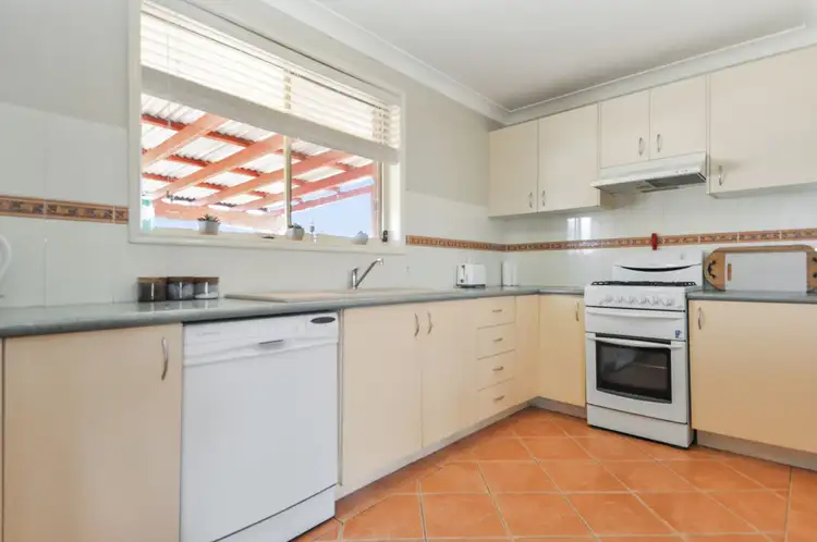 Third view of Homely house listing, 5 Sundown Drive, Kelso NSW 2795