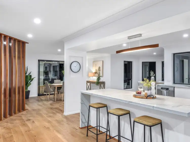 Fourth view of Homely house listing, 37 Virginia Avenue, Hawthorne QLD 4171