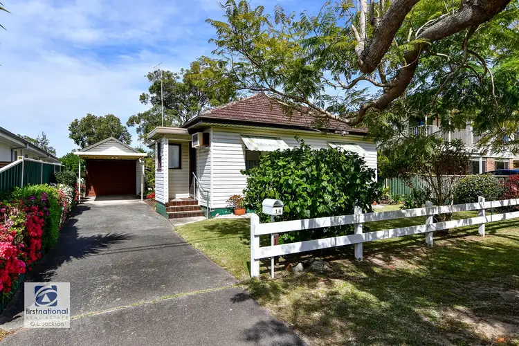 14 Lagoon Street, Ettalong Beach NSW 2257