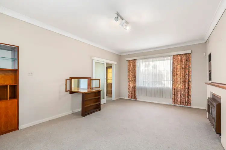 Fifth view of Homely house listing, 18 Selkirk Avenue, Seaton SA 5023