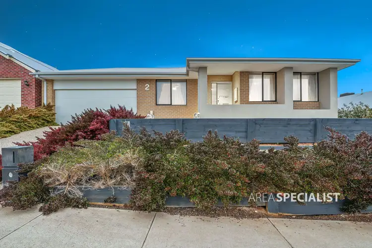 Second view of Homely house listing, 2 Finch Court, Drouin VIC 3818