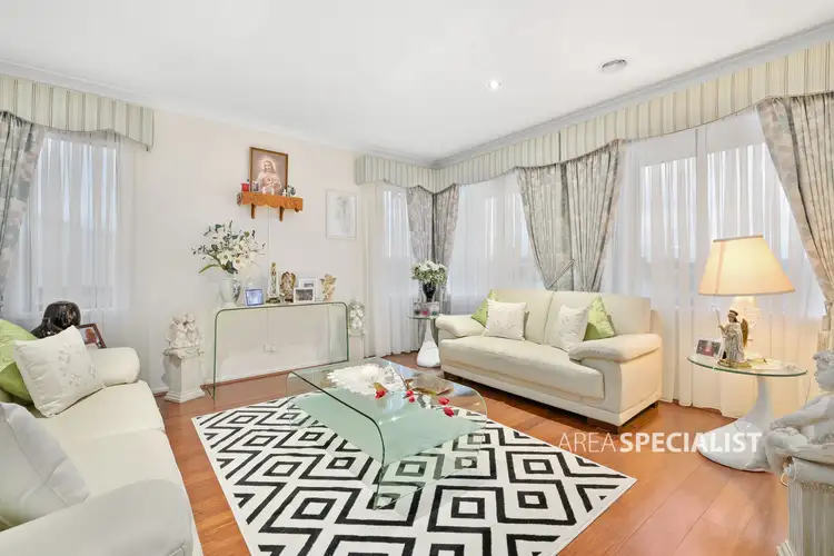 Fourth view of Homely house listing, 2 Finch Court, Drouin VIC 3818