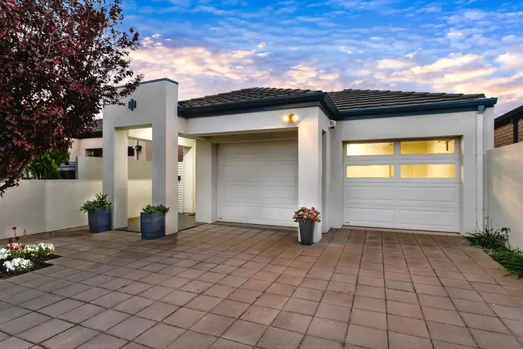 4a Rothesay Ave, Glenelg North SA 5045