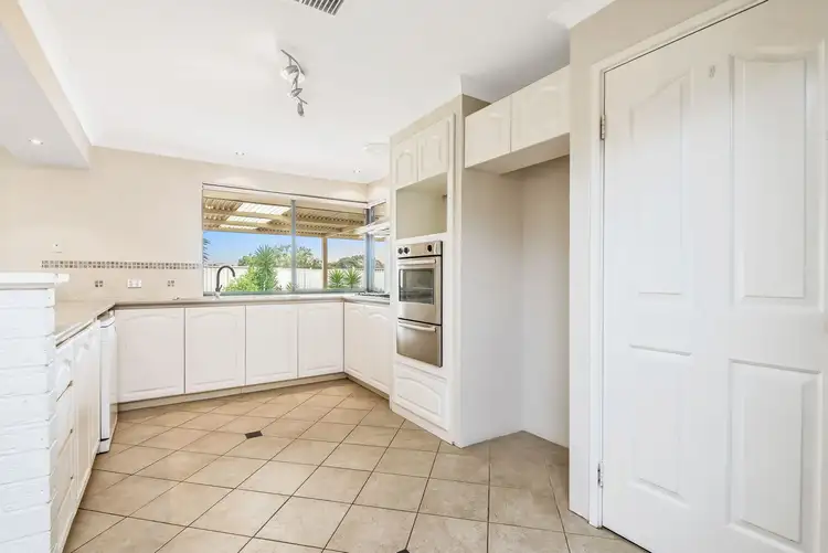 Seventh view of Homely house listing, 11 Lochmaben Retreat, Kinross WA 6028