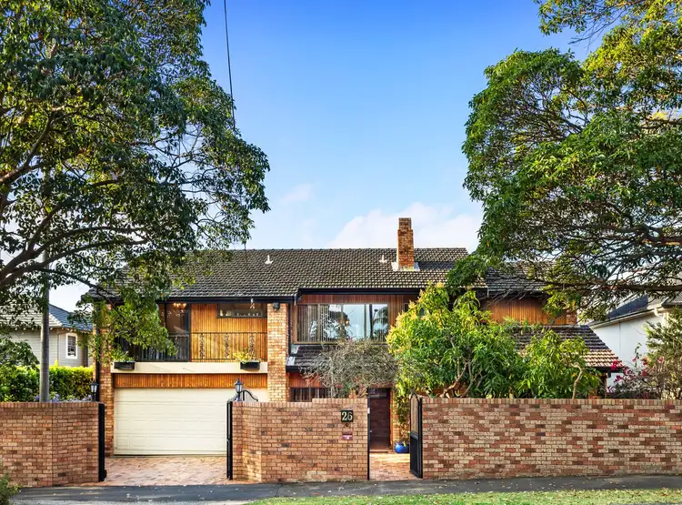 26 Woolwich Road, Hunters Hill NSW 2110