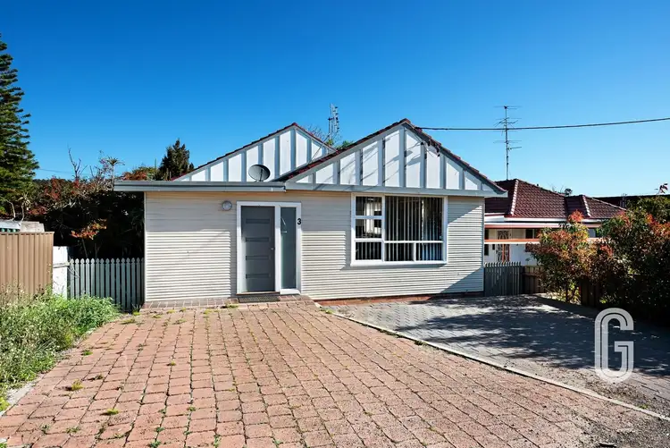 3 Pryors Lane, Warners Bay NSW 2282