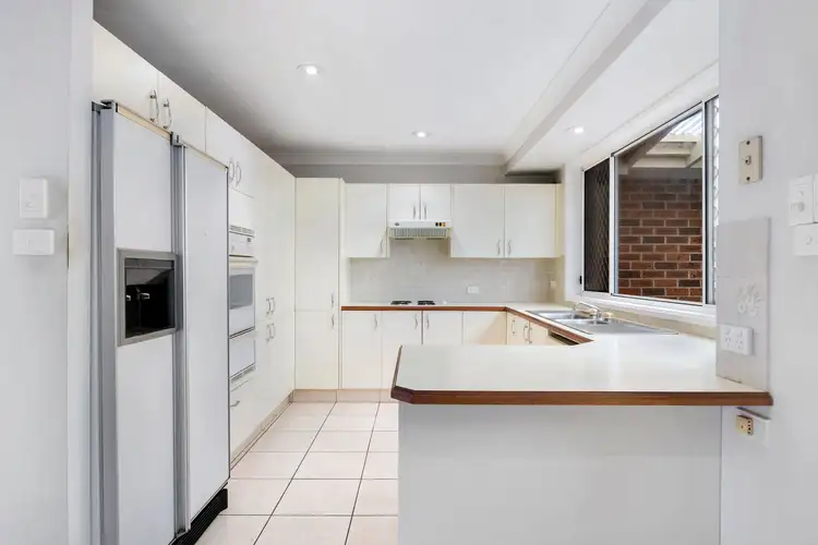 1/4 Koolang Road, Green Point NSW 2251