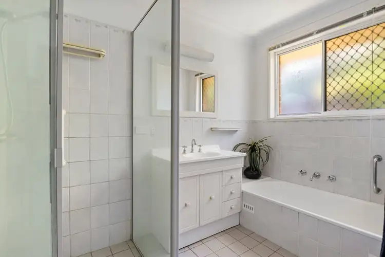 Fifth view of Homely villa listing, 1/4 Koolang Road, Green Point NSW 2251