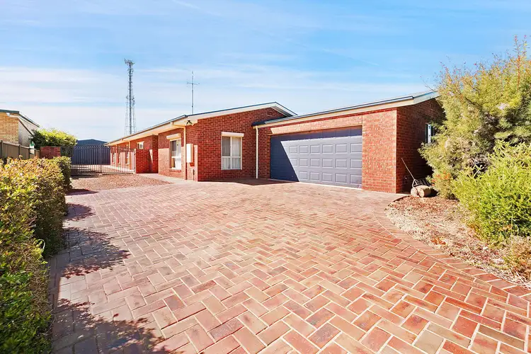 4 Unwin Street