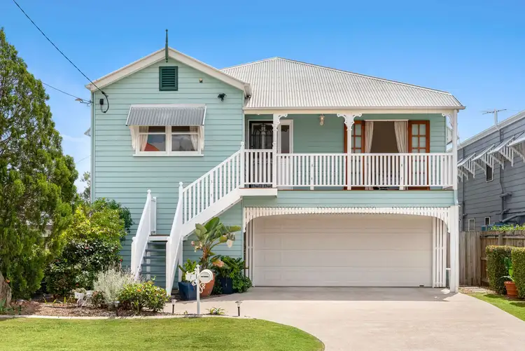 7 Churchill Street, Graceville QLD 4075