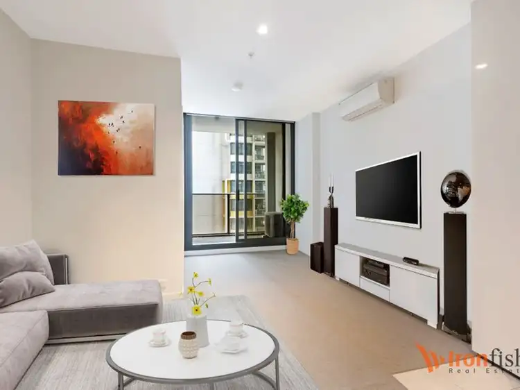 639 Lonsdale Street