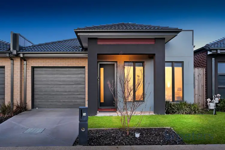 14 Caversham Drive, Pakenham VIC 3810