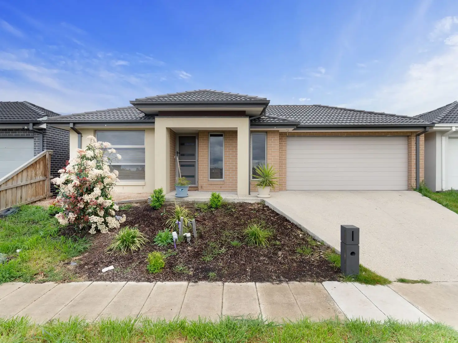 Main view of Homely house listing, 19 Wistow Chase, Wollert VIC 3750
