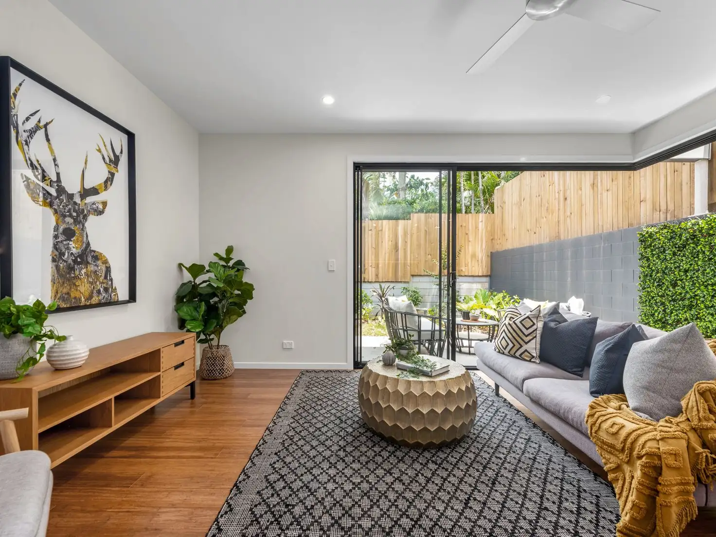 Main view of Homely townhouse listing, 1/10 Philip Street, Hawthorne QLD 4171