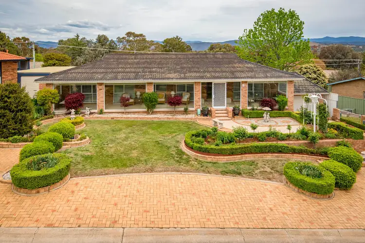 18 Tytherleigh Street, Wanniassa ACT 2903