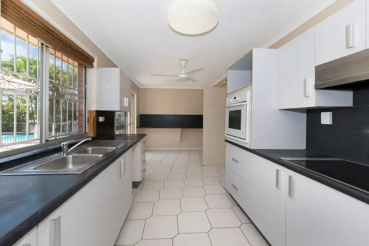 Third view of Homely house listing, 9/18 High Vista Drive, Mount Louisa QLD 4814