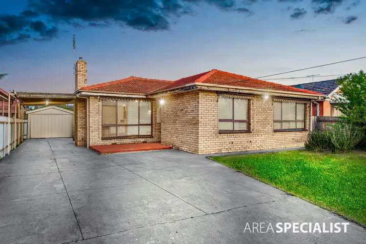 30 Leslie Street, St Albans VIC 3021