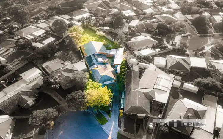 12 Barnsbury Close, Hampton Park VIC 3976