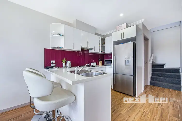 Fourth view of Homely house listing, 5/2 Ashford Close, Hampton Park VIC 3976