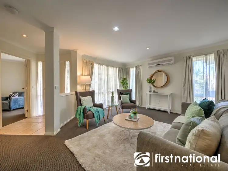 Second view of Homely house listing, 5 Aberdeen Heights, Pakenham VIC 3810