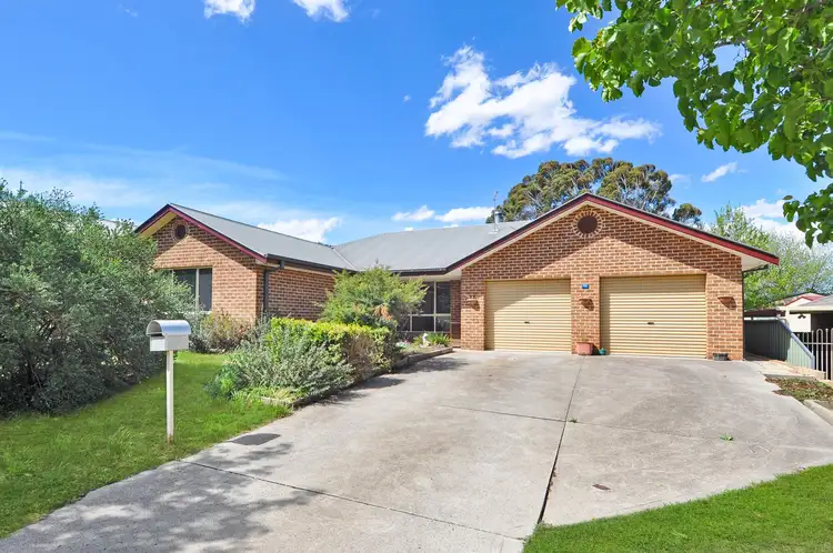 11 Spofforth Place, Kelso NSW 2795