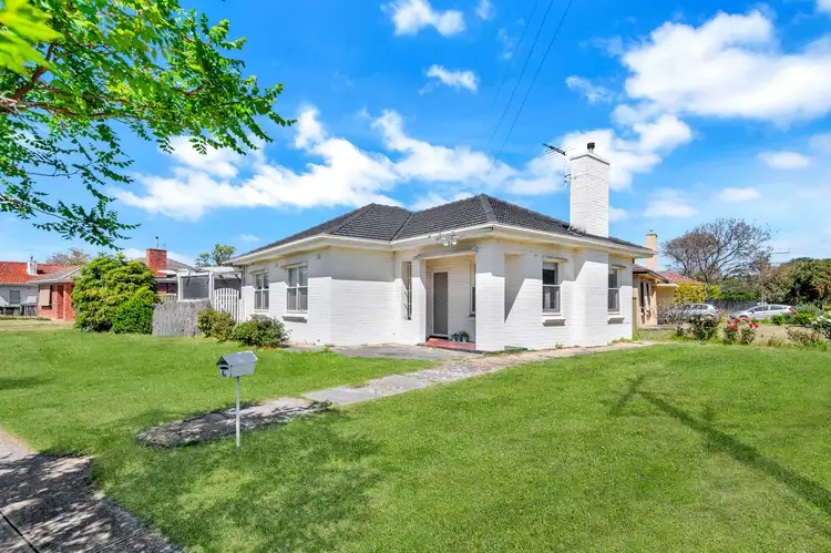 67 Pine Avenue, Glenelg North SA 5045