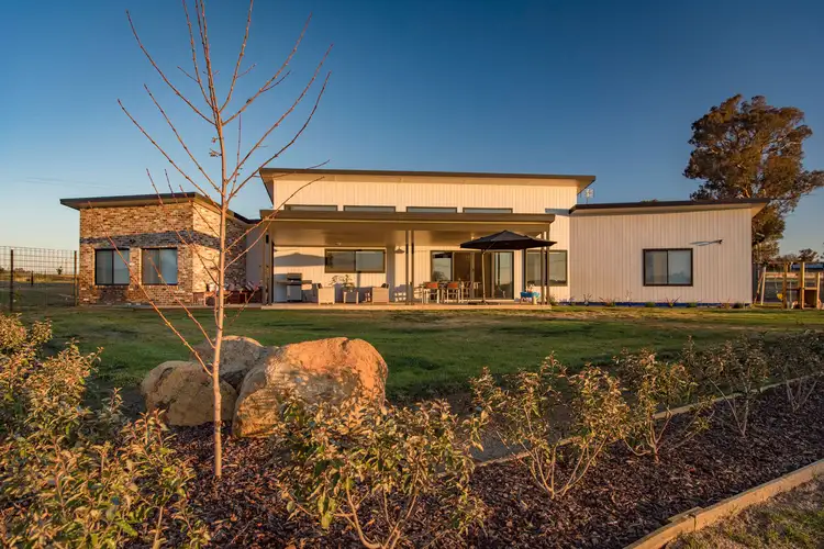 5 Walgrove Road, Yass NSW 2582