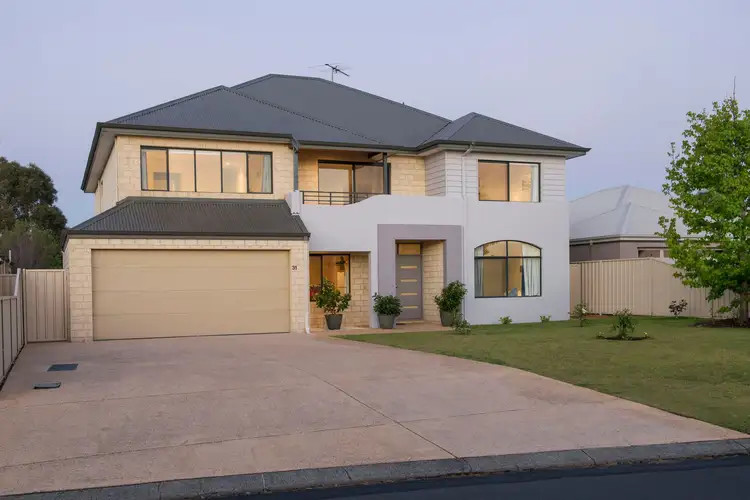 31 Oakmont Crescent, Dunsborough WA 6281