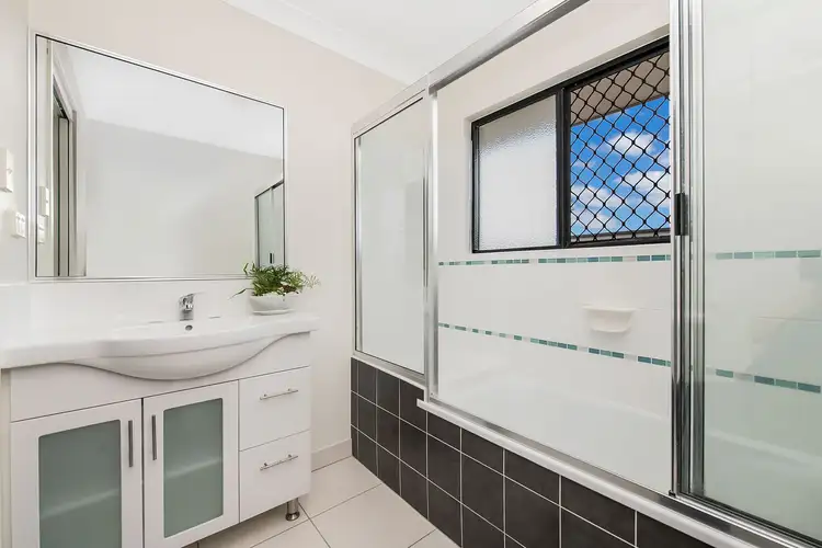 Fifth view of Homely house listing, 2 Richfield Court, Deeragun QLD 4818