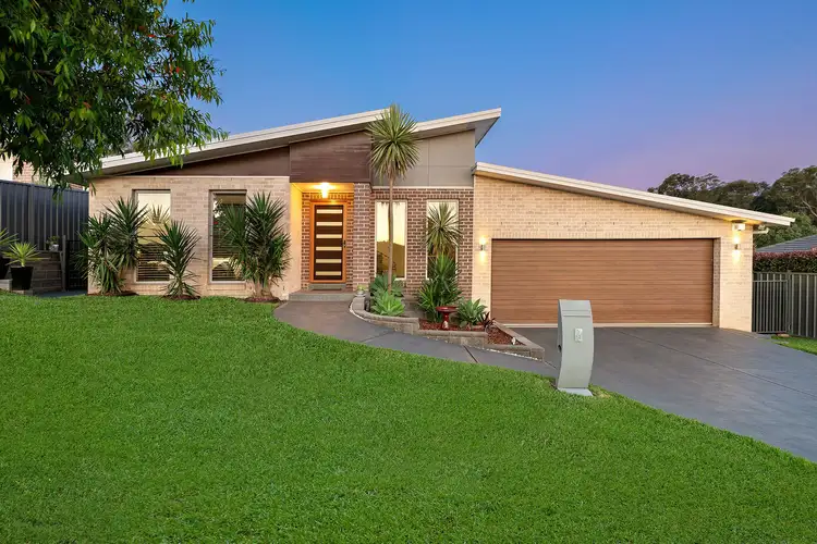 4 Shipley Street, Cameron Park NSW 2285