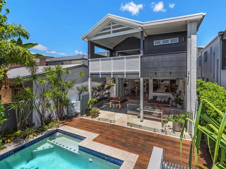 15 Reach Place, Bulimba QLD 4171