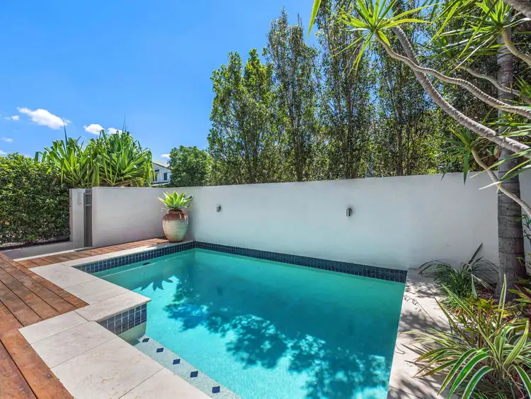 Second view of Homely house listing, 15 Reach Place, Bulimba QLD 4171