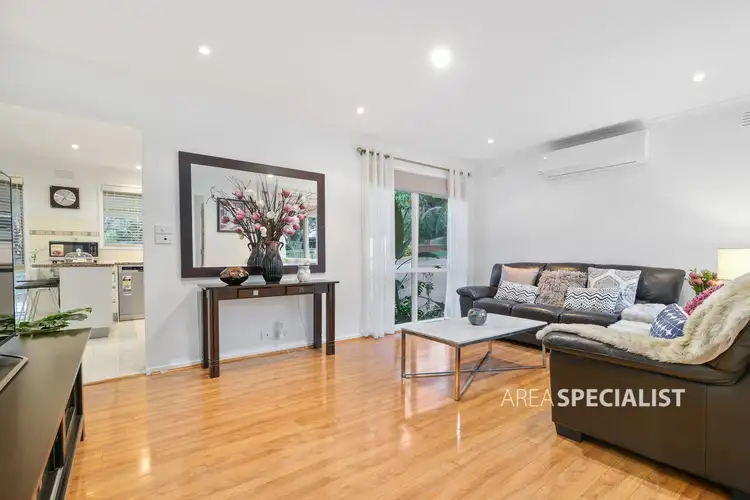 Fifth view of Homely house listing, 8 Lachlan Drive, Endeavour Hills VIC 3802