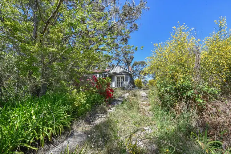 Fifth view of Homely house listing, 16 The Links Rd, Leura NSW 2780