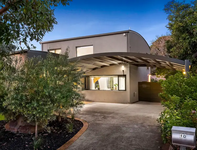 10 Cranwell Avenue, Strathmore VIC 3041
