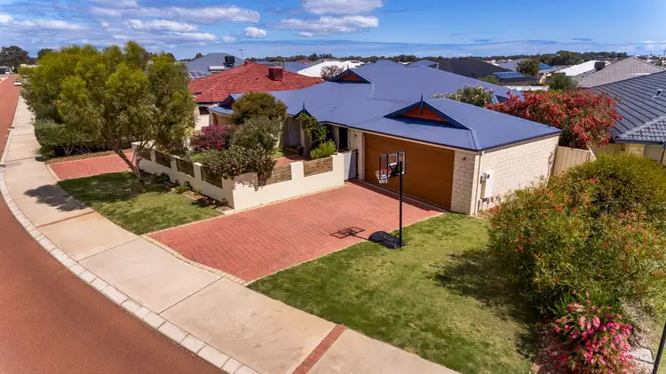 Fifth view of Homely house listing, 6 Royston Way, Lakelands WA 6180