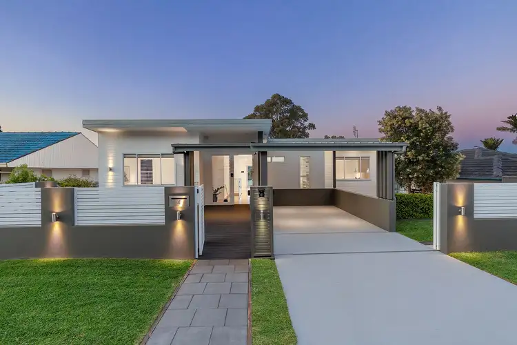 4 Elizabeth Street, Eleebana NSW 2282