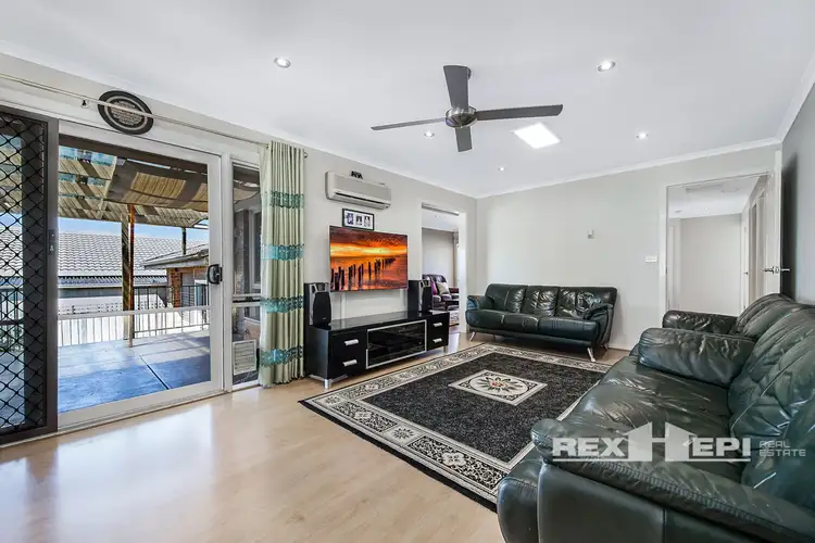 Fourth view of Homely house listing, 14 Pridham Court, Endeavour Hills VIC 3802