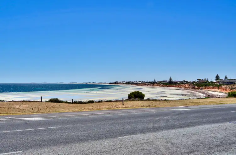 18 Minnie Terrace, Port Hughes SA 5558