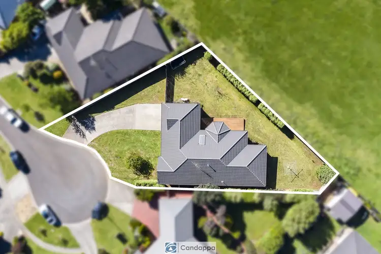 Second view of Homely house listing, 6 Picadilly Court, Drouin VIC 3818