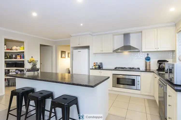 Sixth view of Homely house listing, 6 Picadilly Court, Drouin VIC 3818