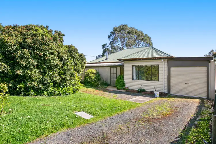 9 Essex Road, Bena VIC 3946