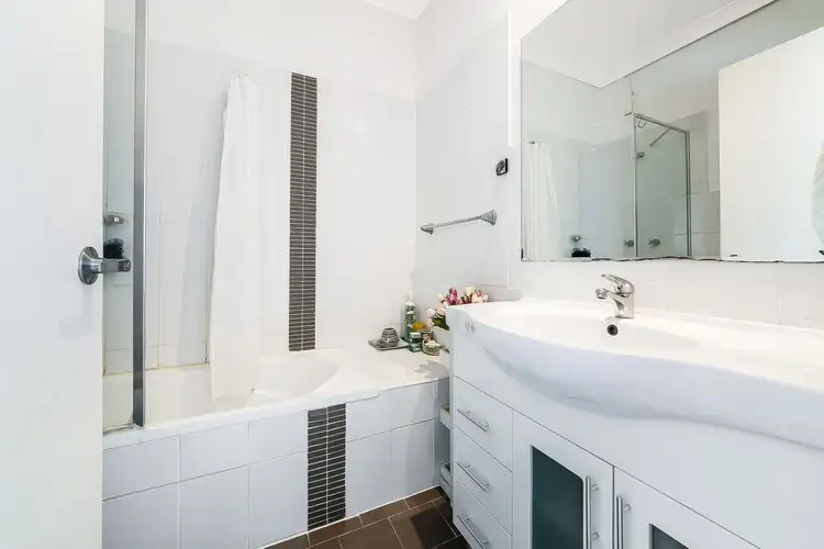 Sixth view of Homely unit listing, 31/8-10 Northumberland Road, Auburn NSW 2144