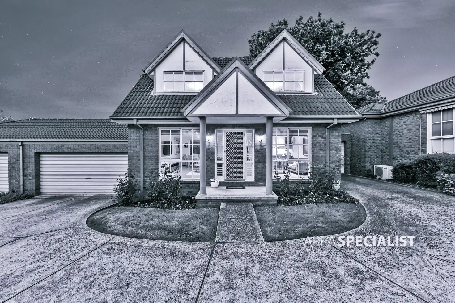 Main view of Homely townhouse listing, 2/80 Wattletree Road, Boronia VIC 3155