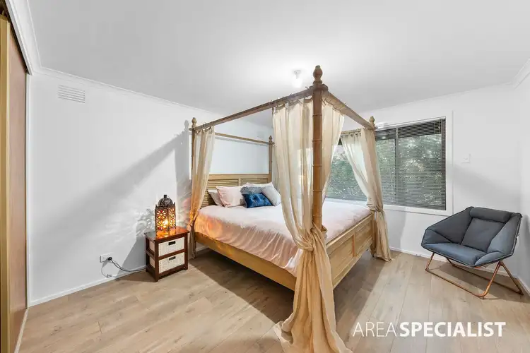 Sixth view of Homely house listing, 1 Duval Court, Albanvale VIC 3021
