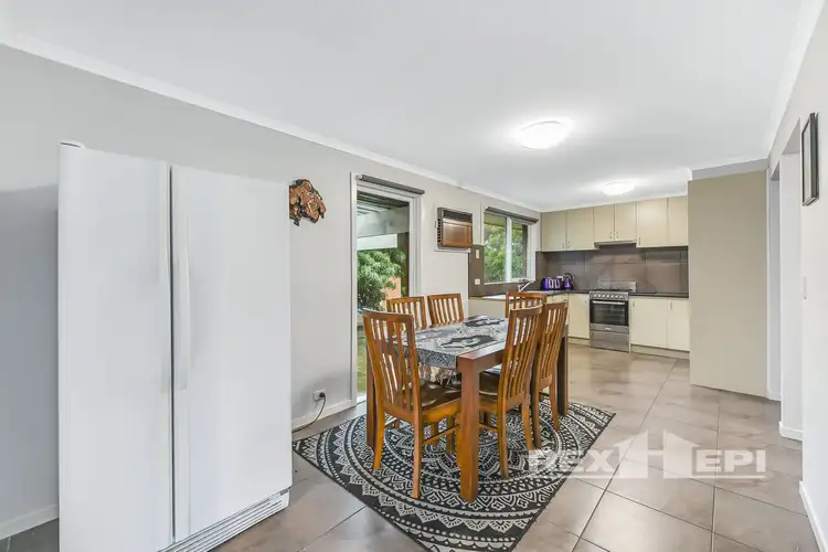 Fifth view of Homely house listing, 15 Barnsbury Close, Hampton Park VIC 3976